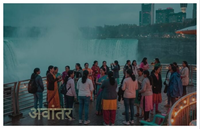 अवांतर, मराठी आर्टिकल, मराठी लेख, मराठी साहित्य, मराठी कथा, मी मराठी, अभिजात मराठी, जागतिक महिला दिन, महिला दिन, महिलांचे हसणे, महिलांचा आवाज, महिलांच्या गप्पा, महिलांचा फुल व्हॉल्युम, नायगरा धबधब्याचा आनंद, नायगरा धबधब्याचा आवाज, नायगरा धबधब्याचा क्षीण आवाज,