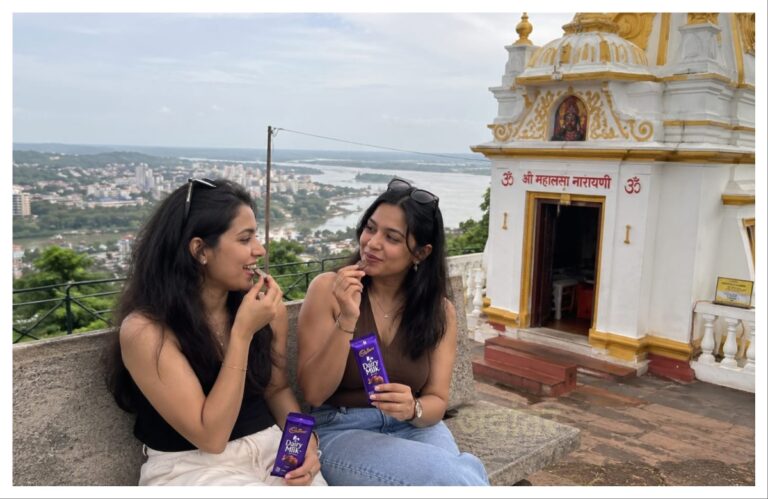 अवांतर, मराठी कथा, मराठी साहित्य, मराठी लेखक, मी मराठी, मराठी लेख, अभिजात मराठी, श्री जुईली प्रेमकथा, श्री जुईली विरहकथा, श्री जुईची प्रेमकहाणी, श्रीसाठी जुईलीचे झुरणे, जुईलीच्या मनाची तळमळ, अस्वस्थ जुईली, जुईलीची मैत्रीण रेवती, रेवतीचा जुईलीसाठी प्लॅन, रेवती जुईली जाणार पुण्यात