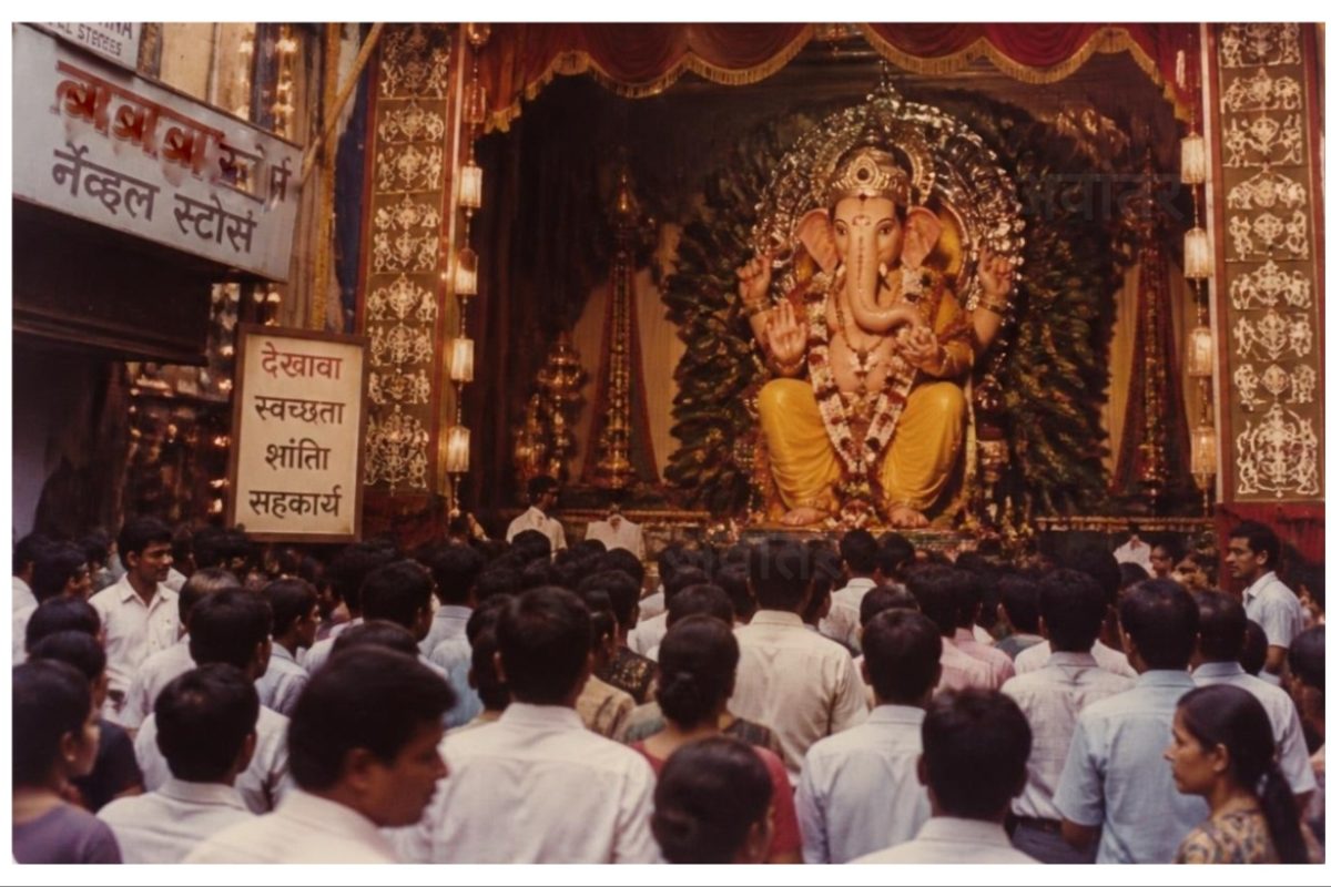अवांतर, मराठीआर्टिकल, मराठीलेख, मराठी कथा, मराठी साहित्य, मी मराठी, अभिजात मराठी, हर्षा गुप्ते, अभिनेत्री हर्षा गुप्ते, गणेशोत्सव 2026, गणपती बाप्पा 2026, गणपती उत्सव 2026, गणेशोत्सव, बालपणीच्या आठवणी, गणेशोत्सव बालपणीच्या आठवणी, गिरगाव गणेशोत्सव, लालबाग गणेशोत्सव, लालबागचा राजा, गिरगावचा राजा