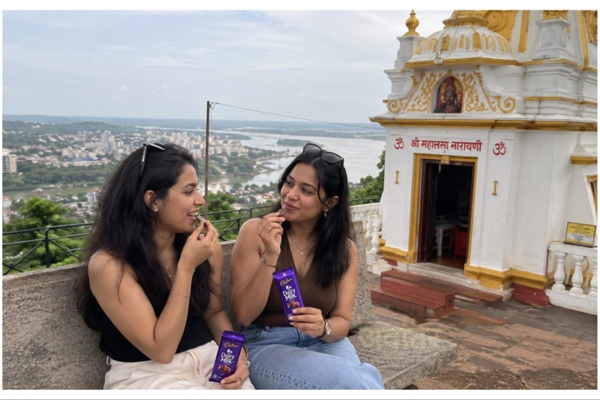 अवांतर, मराठी कथा, मराठी साहित्य, मराठी लेखक, मी मराठी, मराठी लेख, अभिजात मराठी, श्री जुईली प्रेमकथा, श्री जुईली विरहकथा, श्री जुईची प्रेमकहाणी, श्रीसाठी जुईलीचे झुरणे, जुईलीच्या मनाची तळमळ, अस्वस्थ जुईली, जुईलीची मैत्रीण रेवती, रेवतीचा जुईलीसाठी प्लॅन, रेवती जुईली जाणार पुण्यात